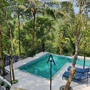 Vatika Hotel