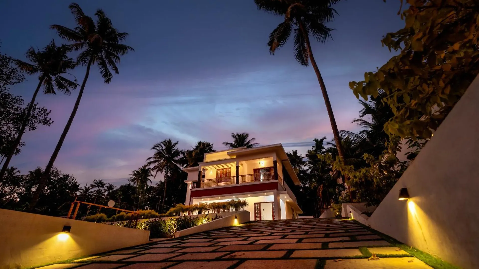 The Vogue - Luxury Private Pool Villa , Athirappilly 0*,  India