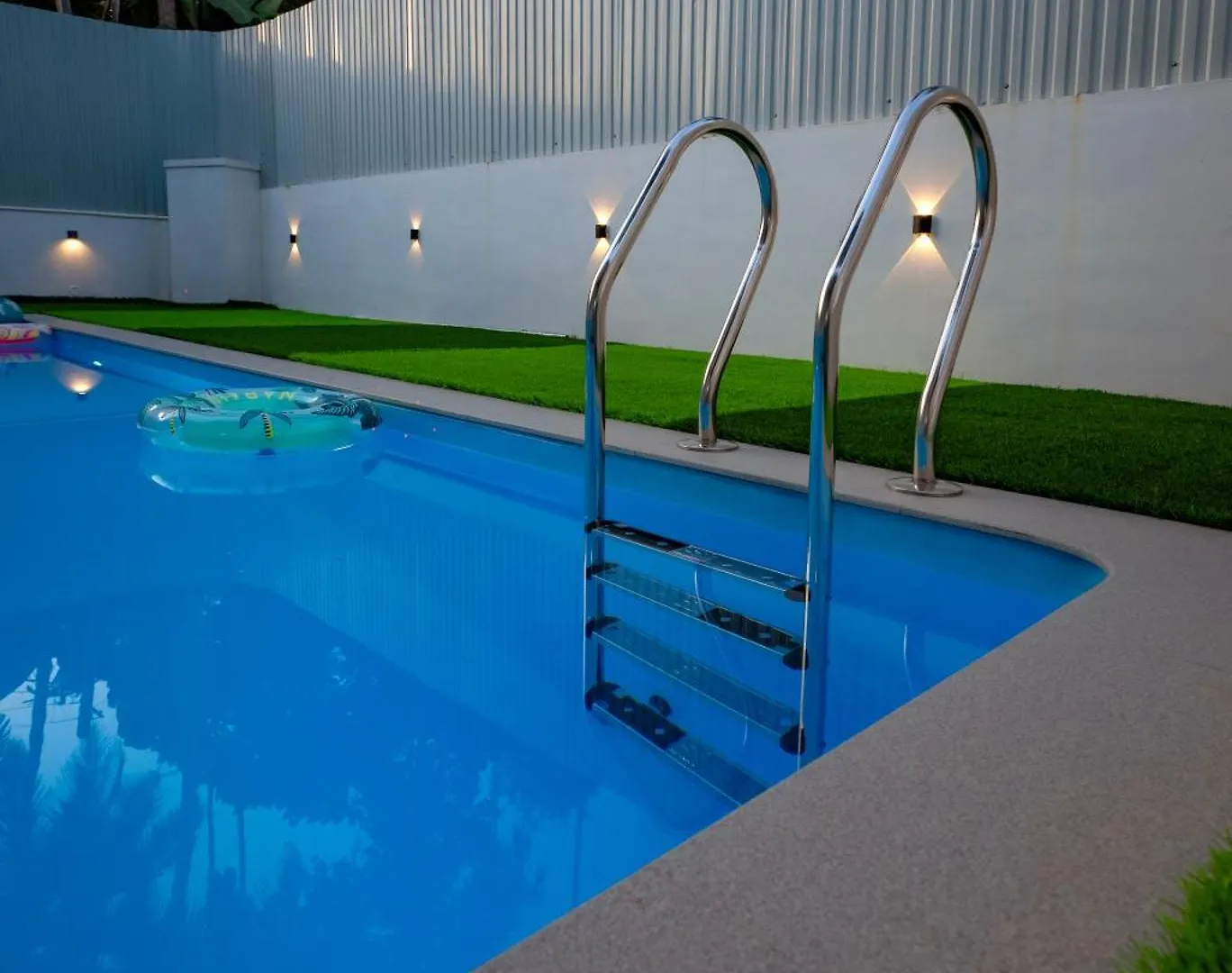 The Vogue - Luxury Private Pool Villa , Athirappilly